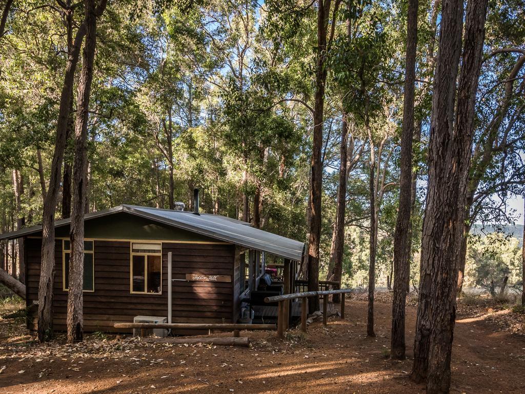 Balingup Heights Hilltop Forest Cottages Екстер'єр фото