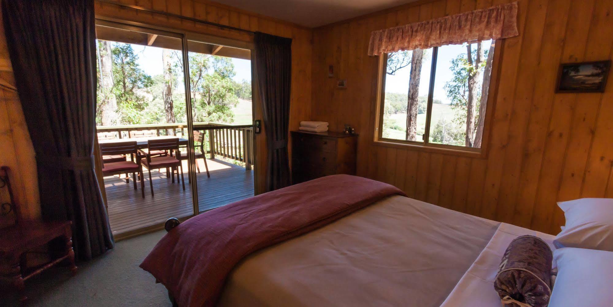 Balingup Heights Hilltop Forest Cottages Екстер'єр фото